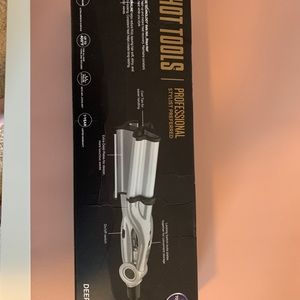 Hot Tools Deep Waver Hair Tool